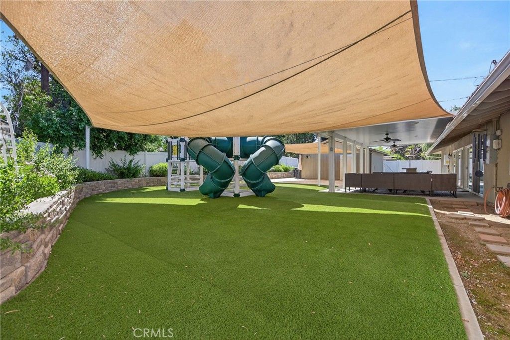 Image 40 of property listing at 1986 Wetherly Way, Riverside, CA 92506