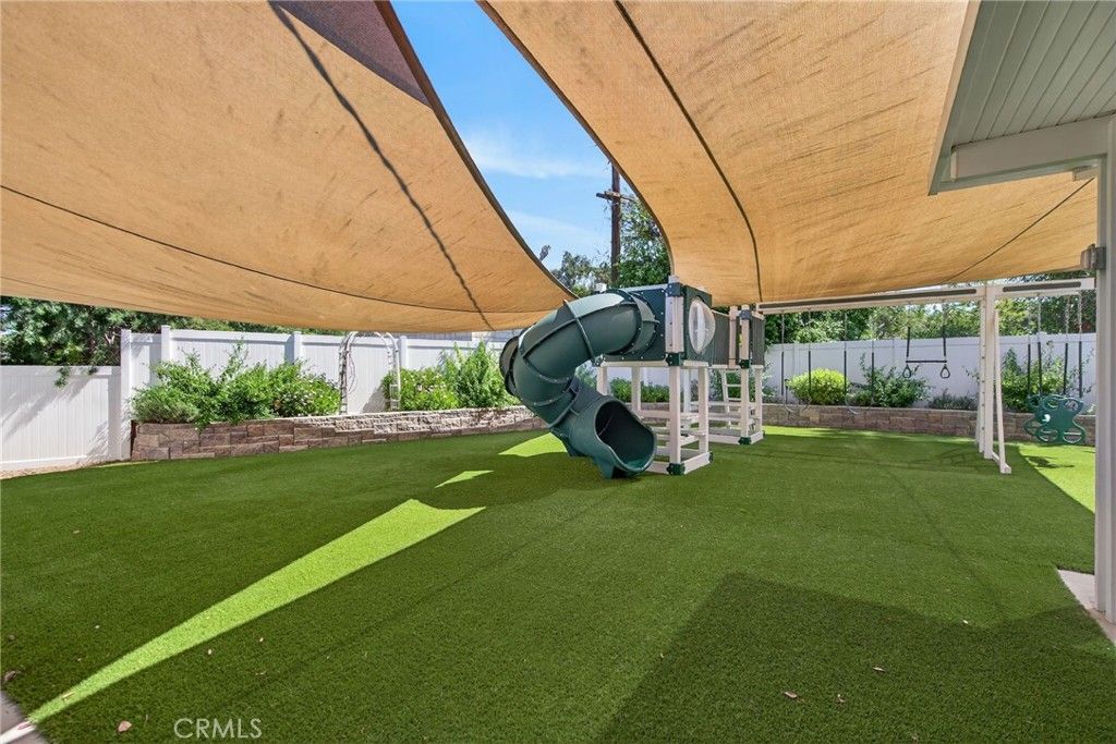 Image 41 of property listing at 1986 Wetherly Way, Riverside, CA 92506