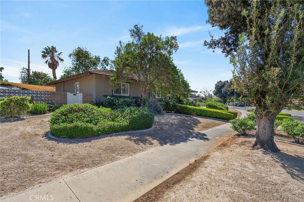 Image 42 of property listing at 1986 Wetherly Way, Riverside, CA 92506