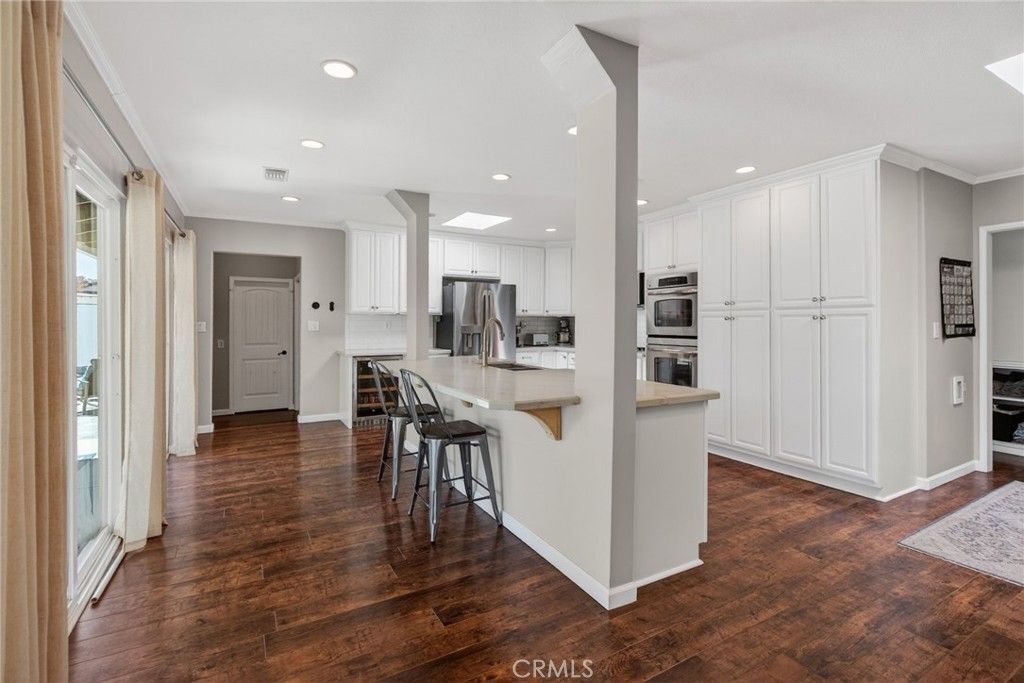 Image 8 of property listing at 1986 Wetherly Way, Riverside, CA 92506