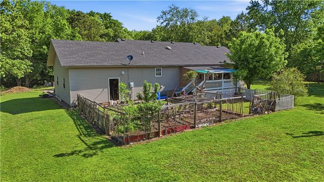 671 S Ray Avenue, Fayetteville, AR 72701