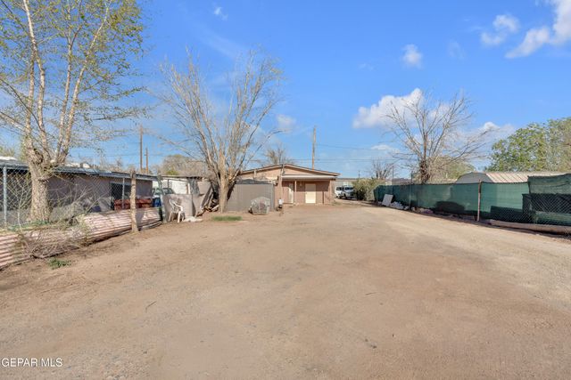 10184 Haynes Road, Socorro, TX 79927