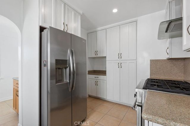 5466 Templeton Street, Los Angeles, CA 90032