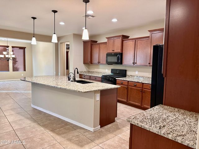 7229 E Plata Avenue, Mesa, AZ 85212