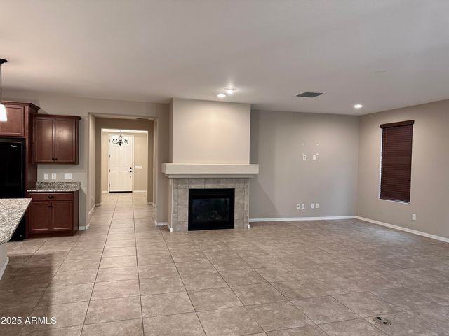 7229 E Plata Avenue, Mesa, AZ 85212