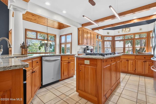 70 Clubhouse Drive SW, Supply, NC 28462