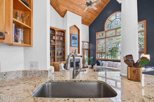 70 Clubhouse Drive SW, Supply, NC 28462