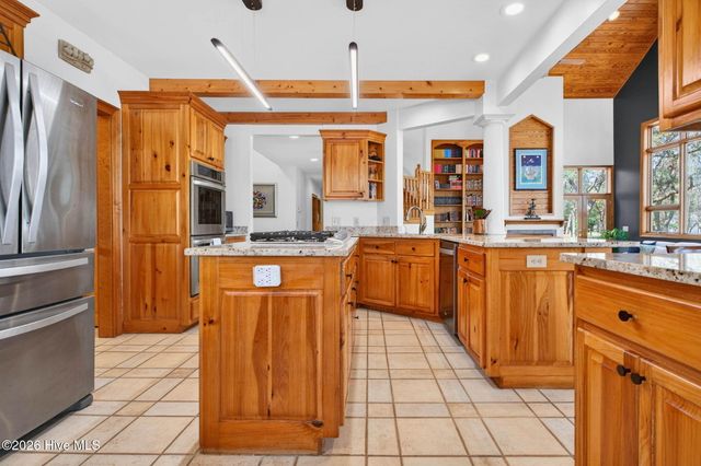 70 Clubhouse Drive SW, Supply, NC 28462