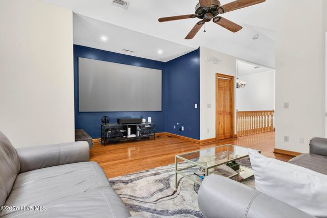 70 Clubhouse Drive SW, Supply, NC 28462