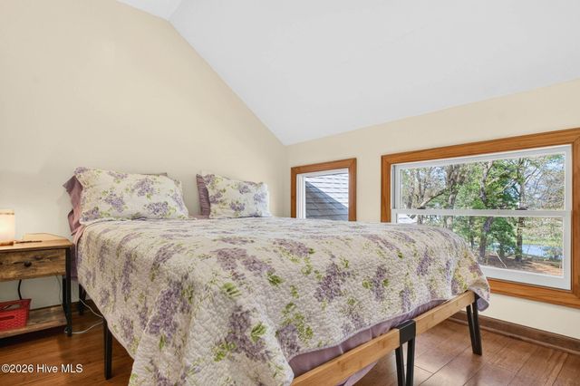 70 Clubhouse Drive SW, Supply, NC 28462