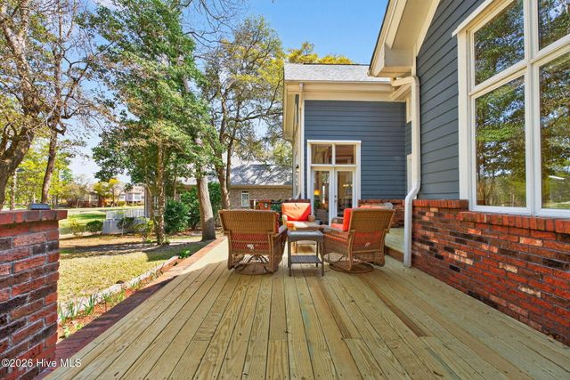 70 Clubhouse Drive SW, Supply, NC 28462