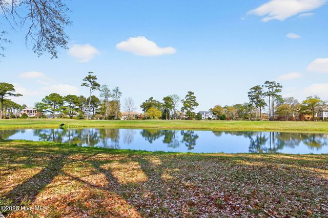 70 Clubhouse Drive SW, Supply, NC 28462