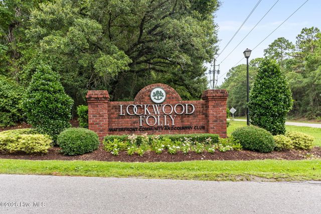 70 Clubhouse Drive SW, Supply, NC 28462