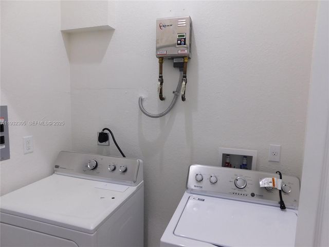 21485 SW 112th Ave 408, Cutler Bay, FL 33189