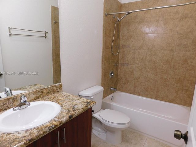 21485 SW 112th Ave 408, Cutler Bay, FL 33189