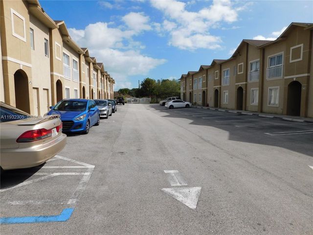 21485 SW 112th Ave 408, Cutler Bay, FL 33189