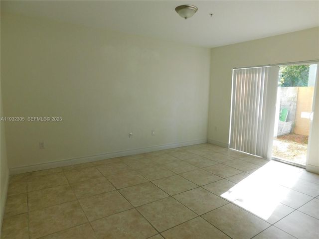 21485 SW 112th Ave 408, Cutler Bay, FL 33189