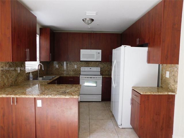 21485 SW 112th Ave 408, Cutler Bay, FL 33189