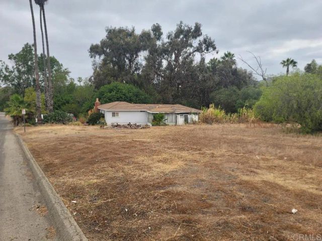 1619 Foothll Dr., Vista, CA 92084
