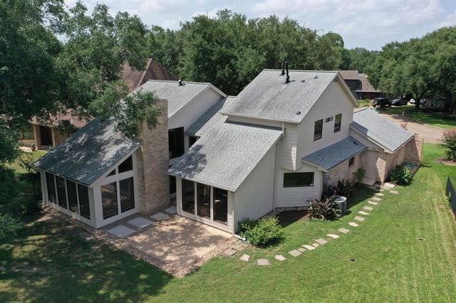 7119 Quail Field Drive, Houston, TX 77095