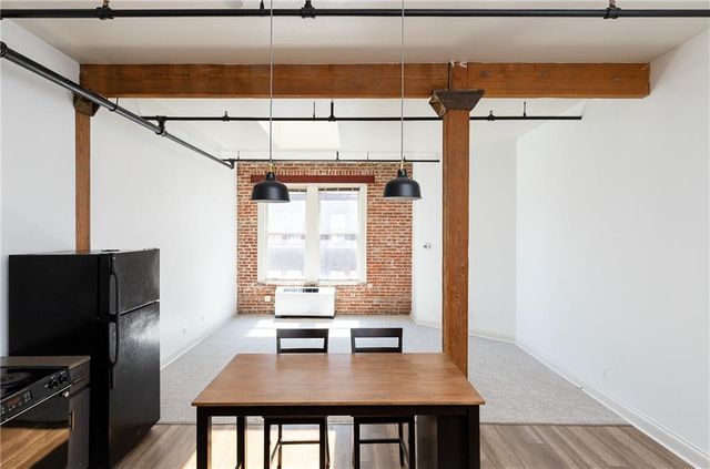 308 W 8th Street 505, Kansas City, MO 64105