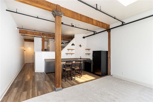 308 W 8th Street 505, Kansas City, MO 64105