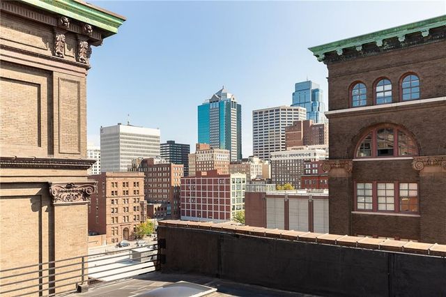 308 W 8th Street 505, Kansas City, MO 64105