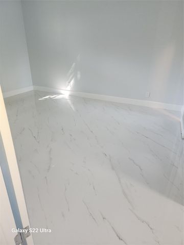 700 SE 6th Ave 111, Deerfield Beach, FL 33441