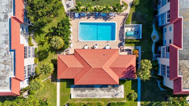 700 SE 6th Ave 111, Deerfield Beach, FL 33441