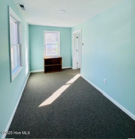 911 Parsonage Street, Elizabeth City, NC 27909