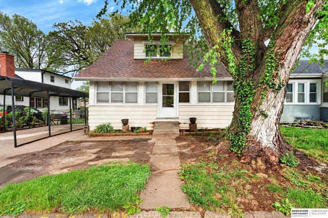 3039 S 18th Street, Omaha, NE 68108