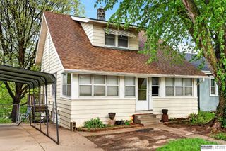 3039 S 18th Street, Omaha, NE 68108