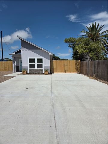 638 Claride St, Corpus Christi, TX 78418