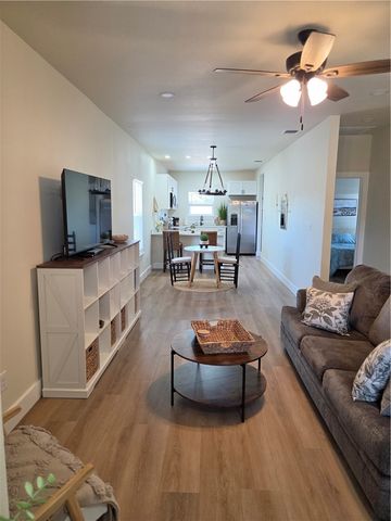 638 Claride St, Corpus Christi, TX 78418