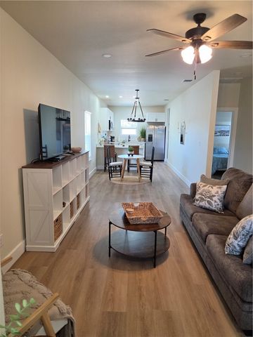638 Claride St, Corpus Christi, TX 78418