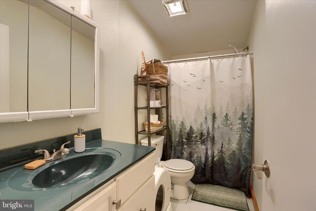 80 BARRICK HILL RD, Shermans Dale, PA 17090