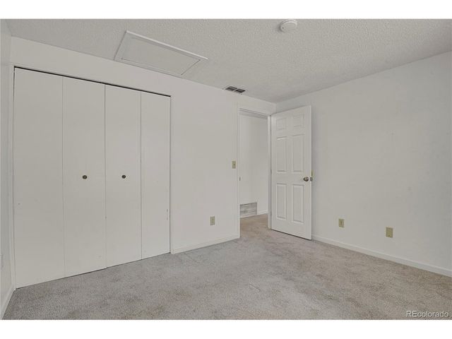 1513 S Ouray Cir A, Aurora, CO 80017