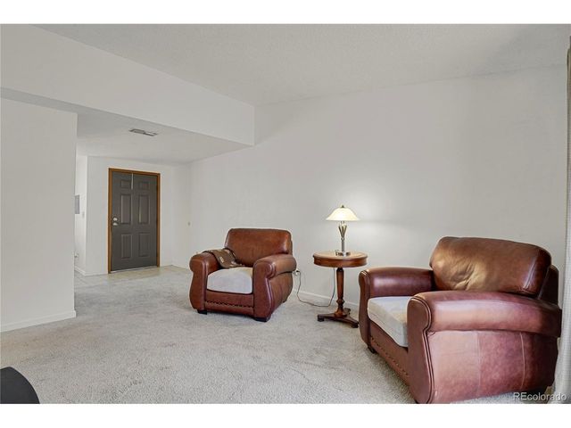1513 S Ouray Cir A, Aurora, CO 80017