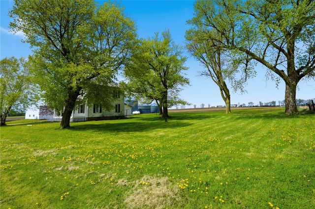 2921 220th Street, Winthrop, IA 50682