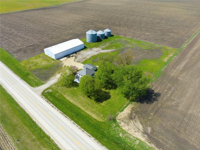 2921 220th Street, Winthrop, IA 50682