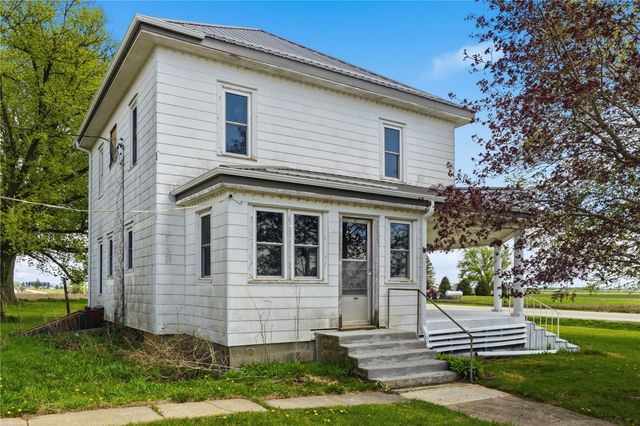 2921 220th Street, Winthrop, IA 50682