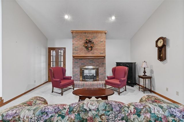 6817 Thicket Street NW, Canton, OH 44708