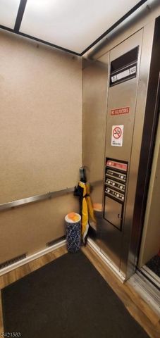 1030 South Ave, Westfield Town, NJ 07090