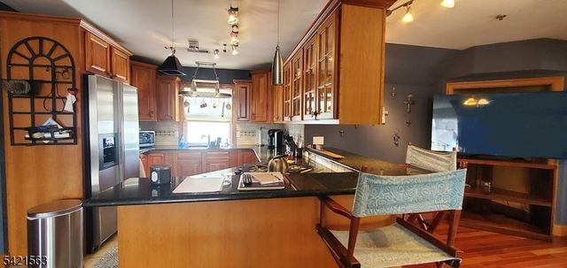 1030 South Ave, Westfield Town, NJ 07090