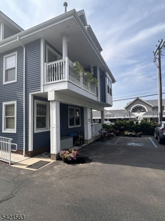 1030 South Ave, Westfield Town, NJ 07090 — photo 3