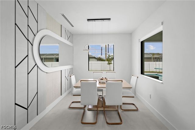 837 NE 6th PL, Cape Coral, FL 33909