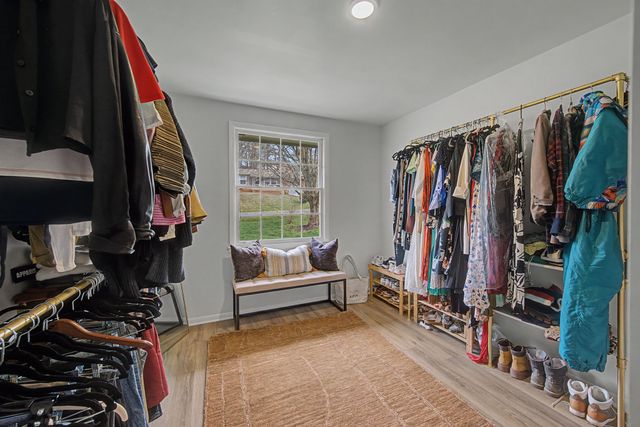 317 Bonnavue Dr, Hermitage, TN 37076