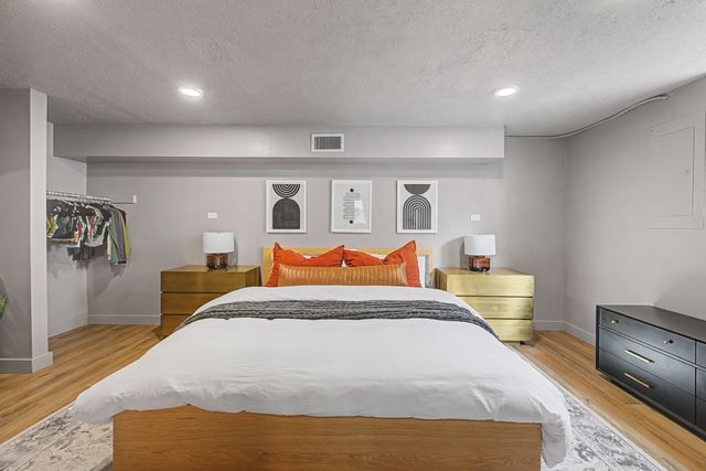 317 Bonnavue Dr, Hermitage, TN 37076