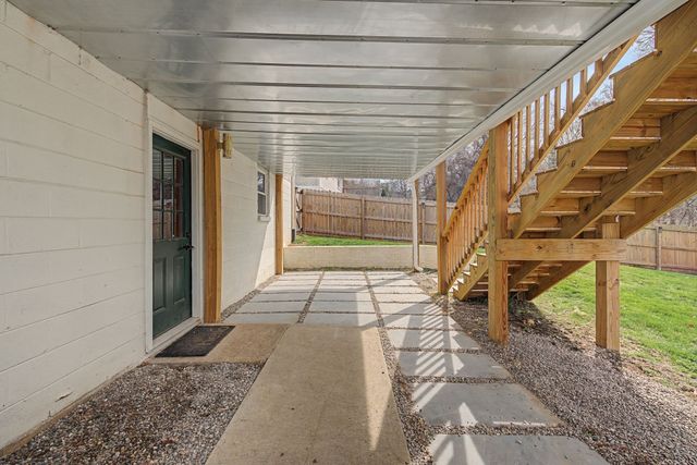 317 Bonnavue Dr, Hermitage, TN 37076