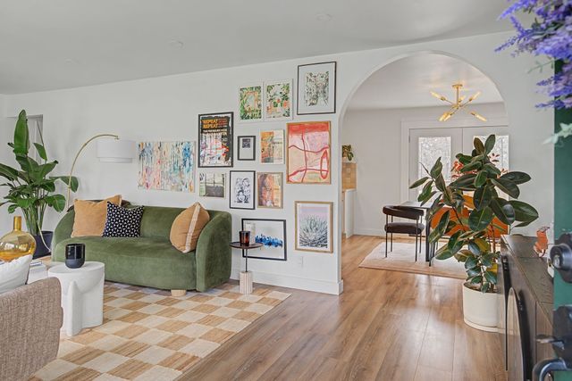 317 Bonnavue Dr, Hermitage, TN 37076